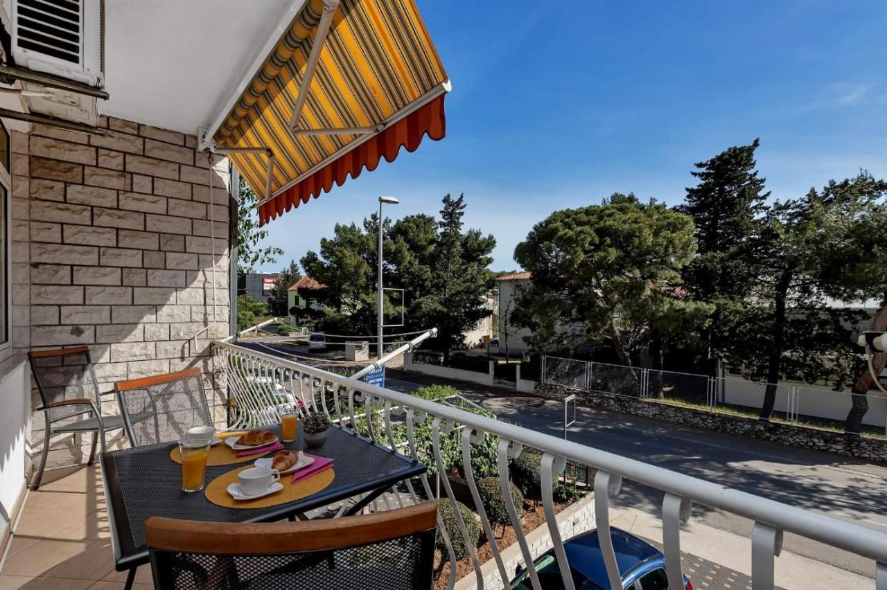 Apartman Meri Makarska Exteriör bild