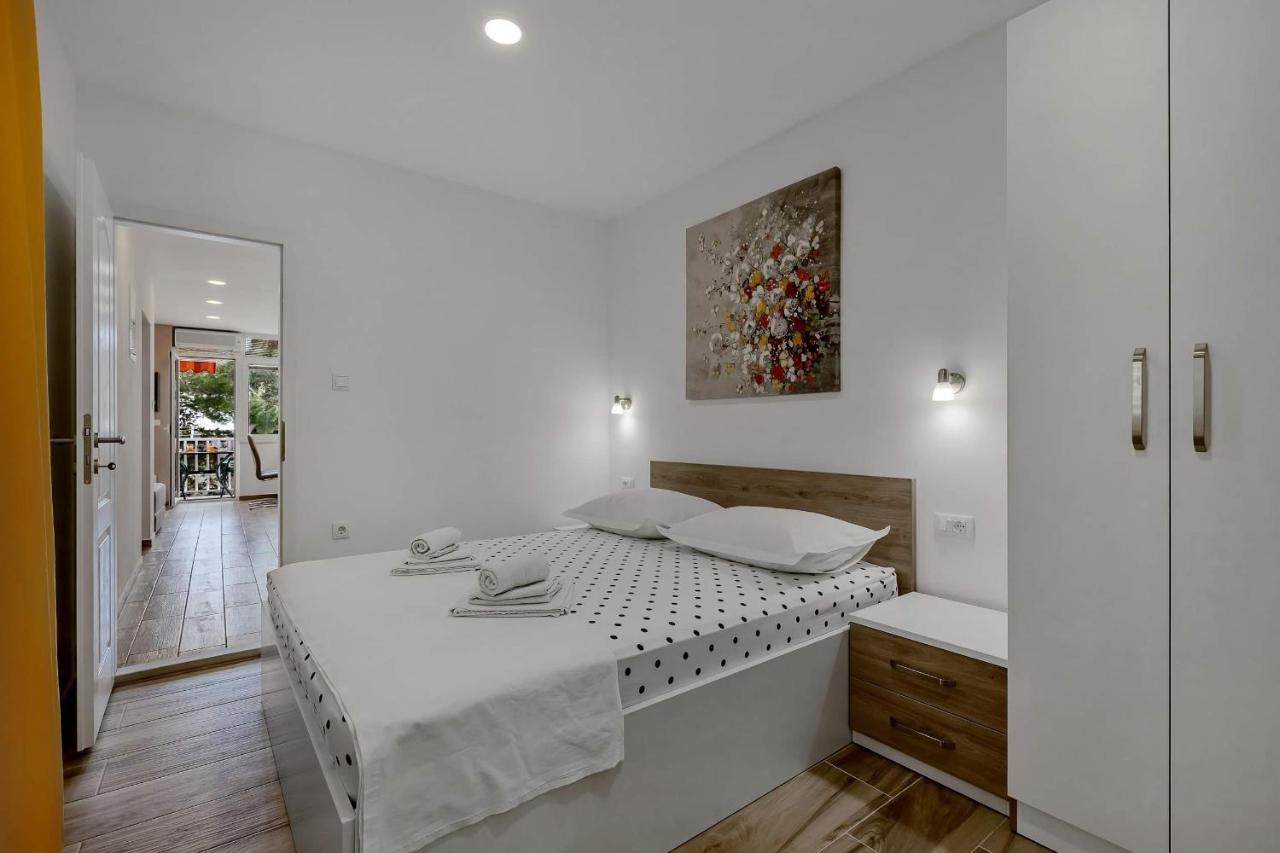 Apartman Meri Makarska Exteriör bild
